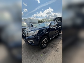 Used Nissan Navara 2017 for sale - 76277434: Photo