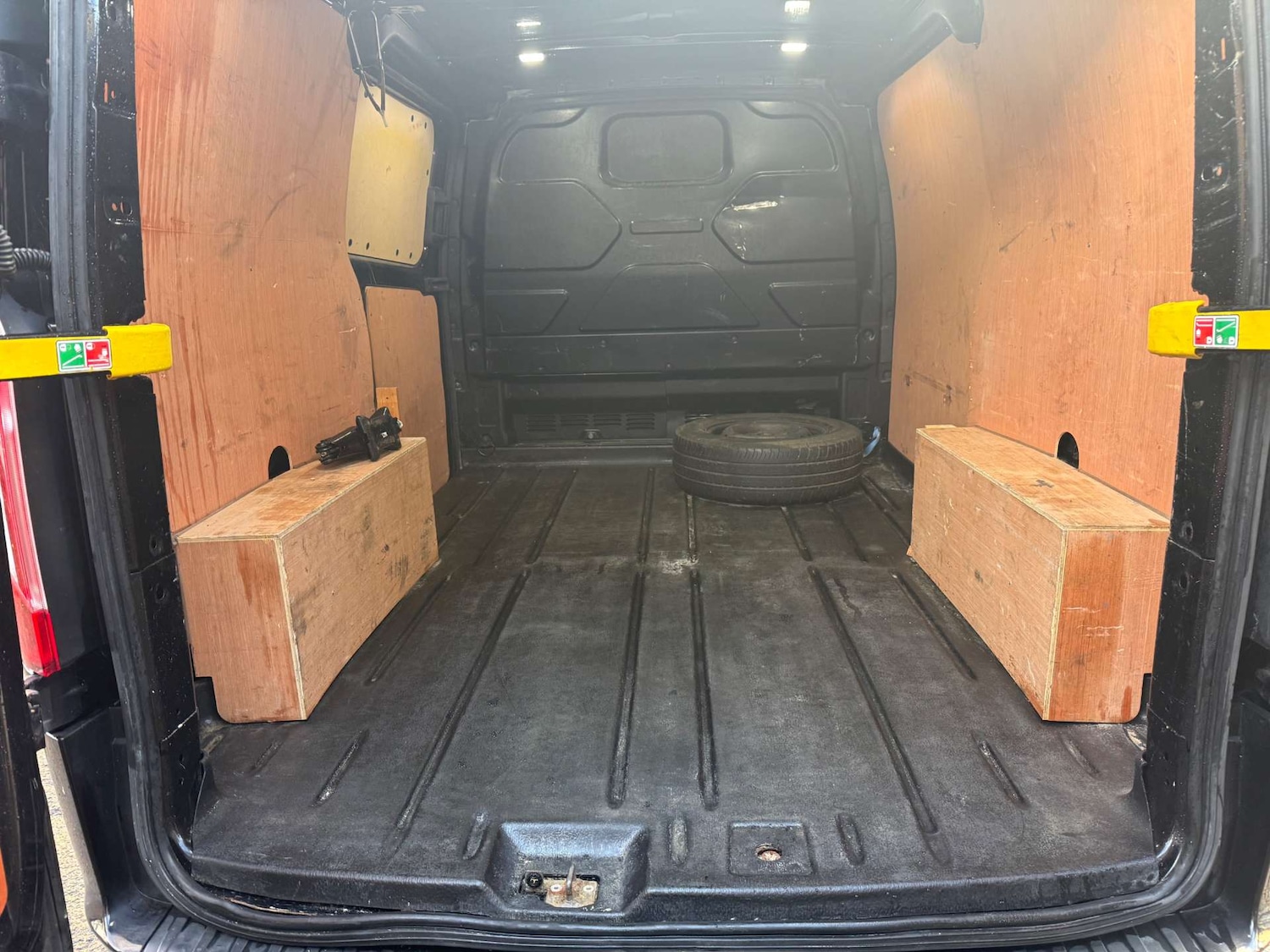 Used Ford Transit Custom 2022 for sale - 76520330: Photo 19