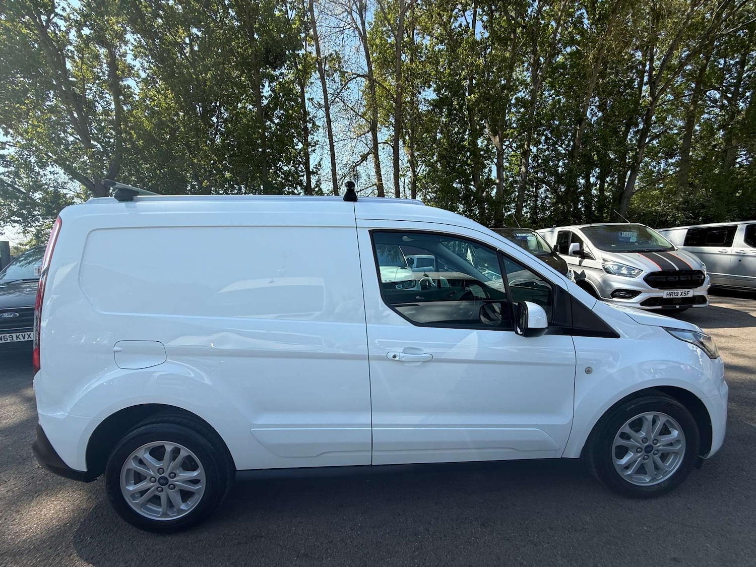 Used Ford Transit Connect 2021 for sale - 76601262: Photo 4