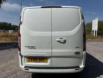 Used Ford Transit Custom 2018 for sale - 79359157: Photo
