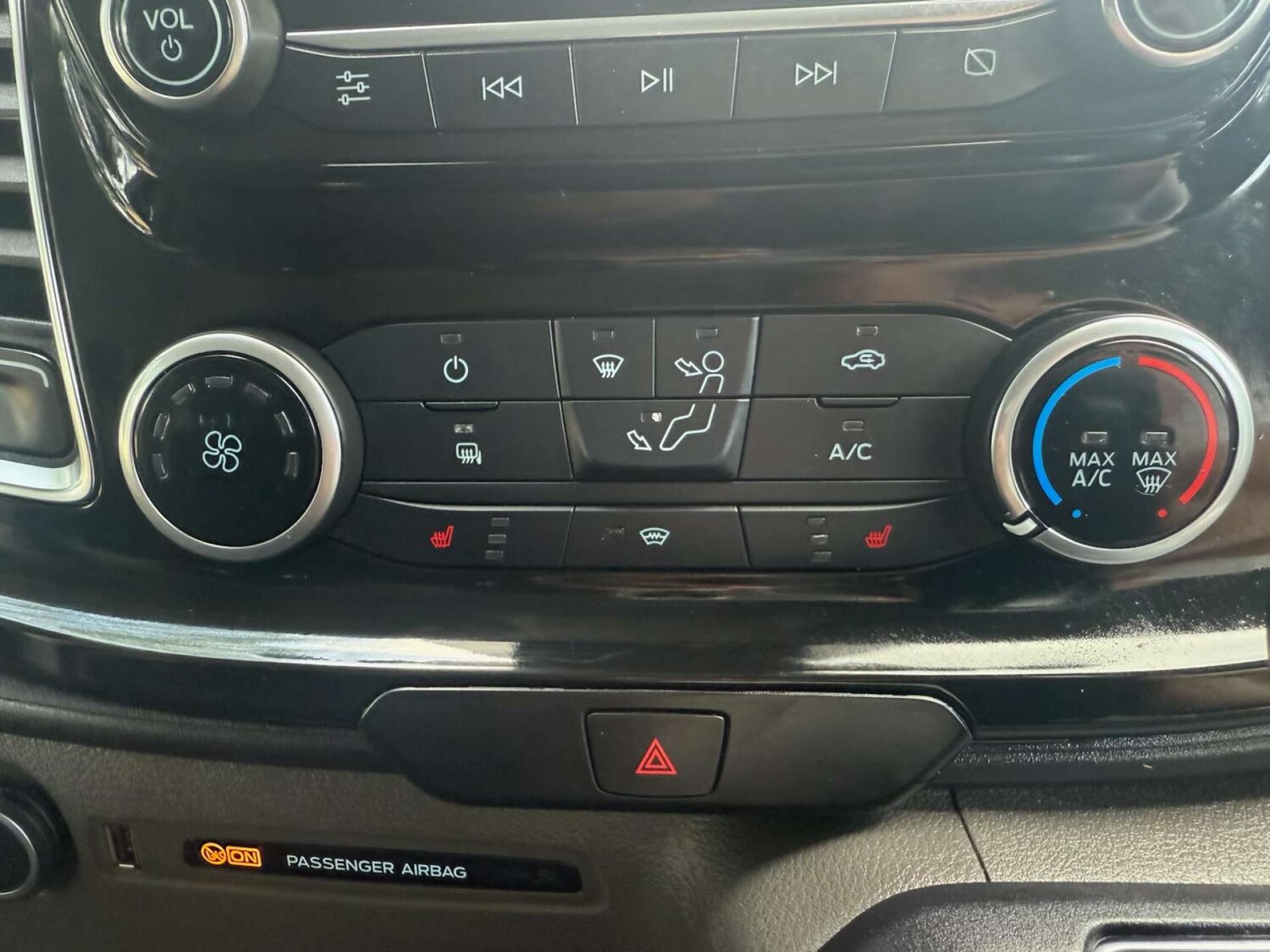 Used Ford Transit Custom 2020 for sale - 76601138: Photo 15