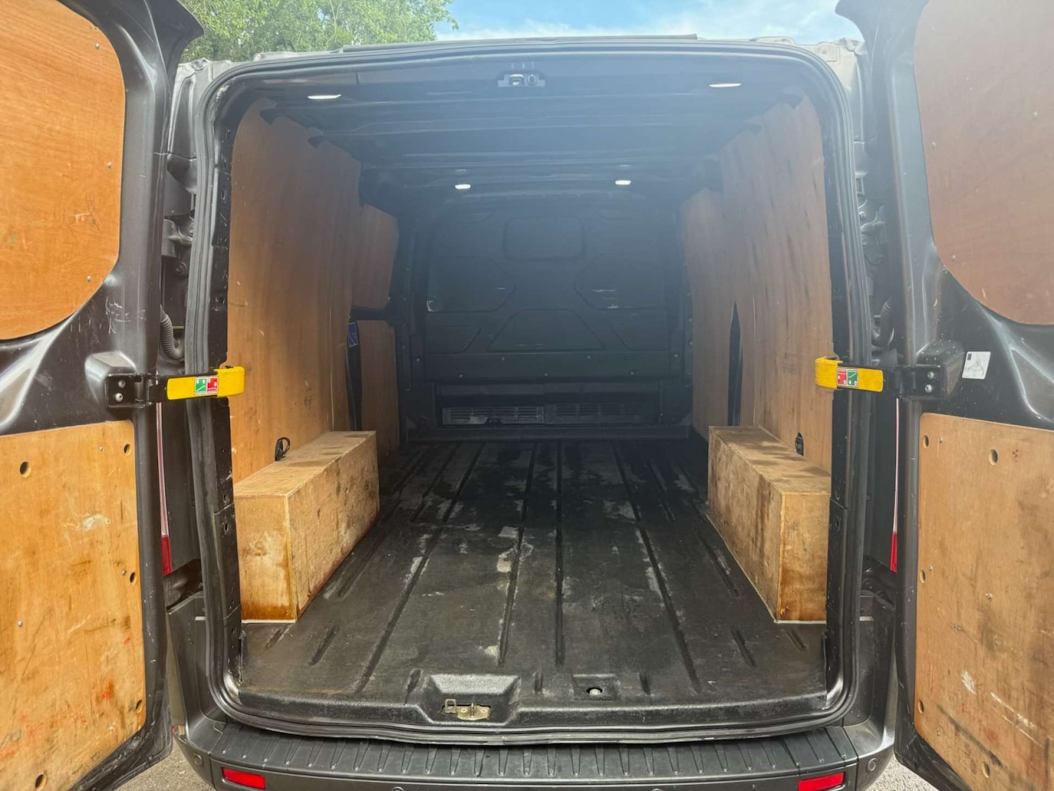 Used Ford Transit Custom 2020 for sale - 76601138: Photo 18