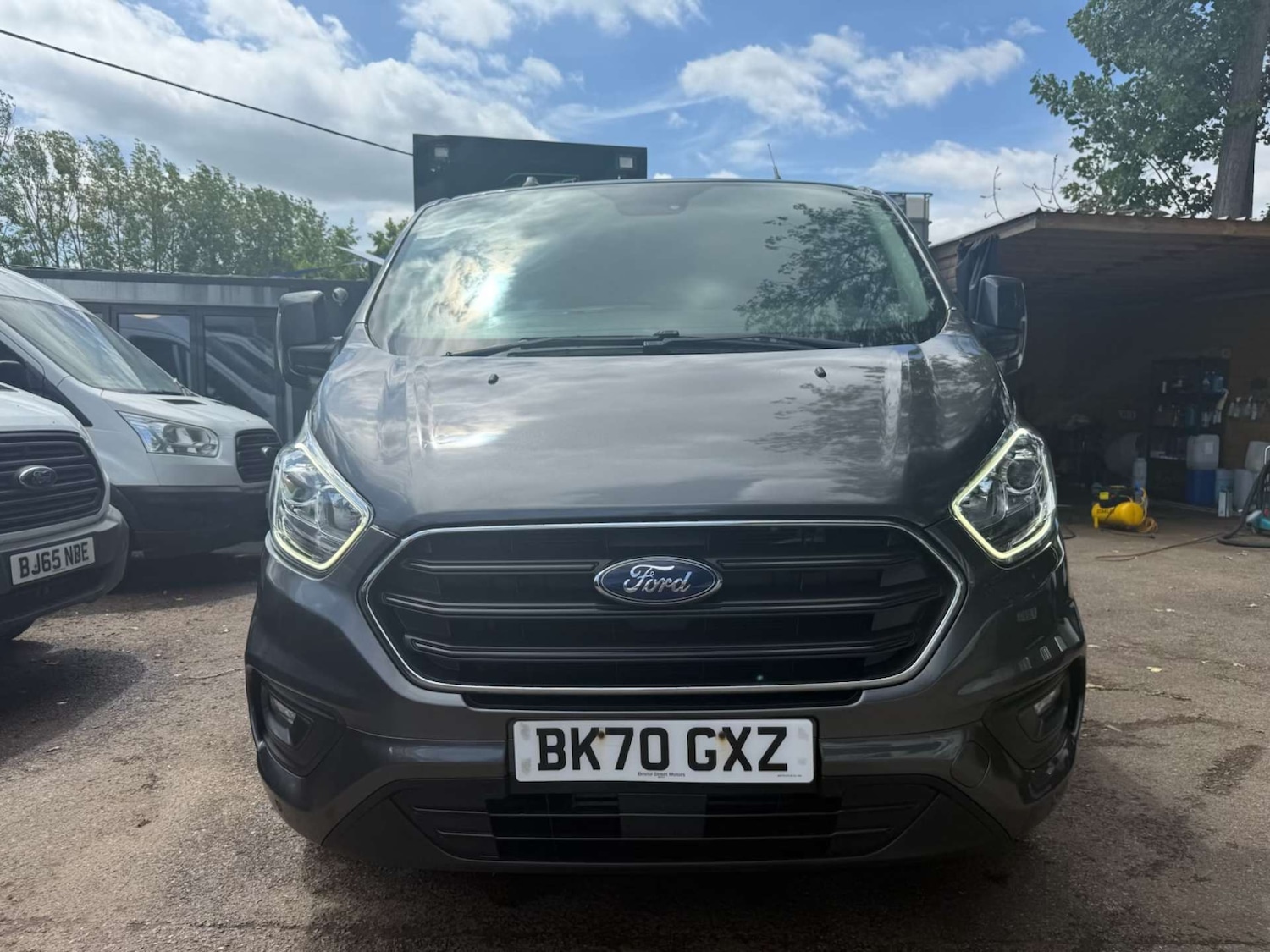 Used Ford Transit Custom 2020 for sale - 76601138: Photo 2