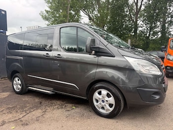 Used Ford Tourneo Custom 2017 for sale - 78581265: Photo
