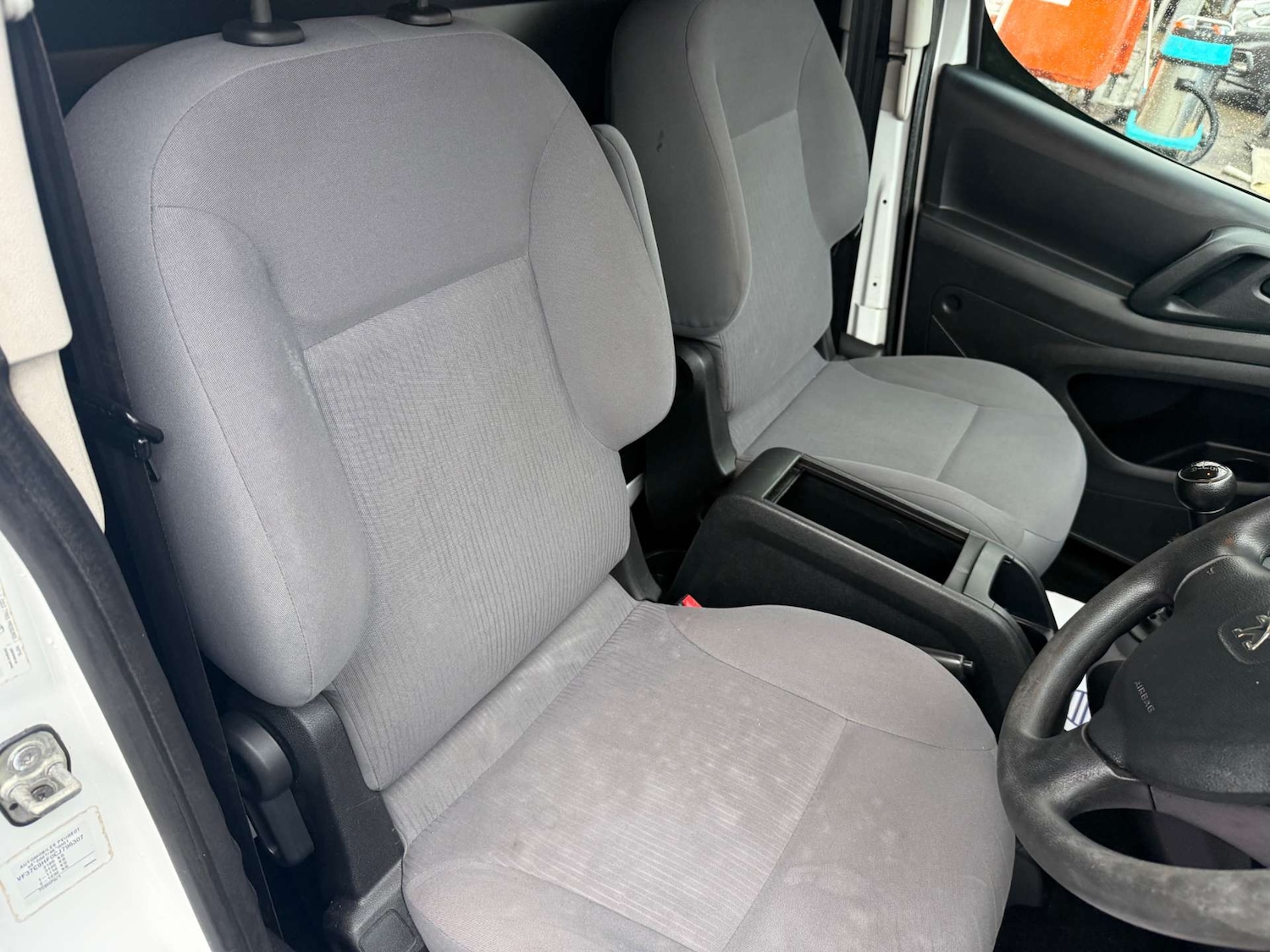 Used Peugeot Partner 2013 for sale - 76907701: Photo 10