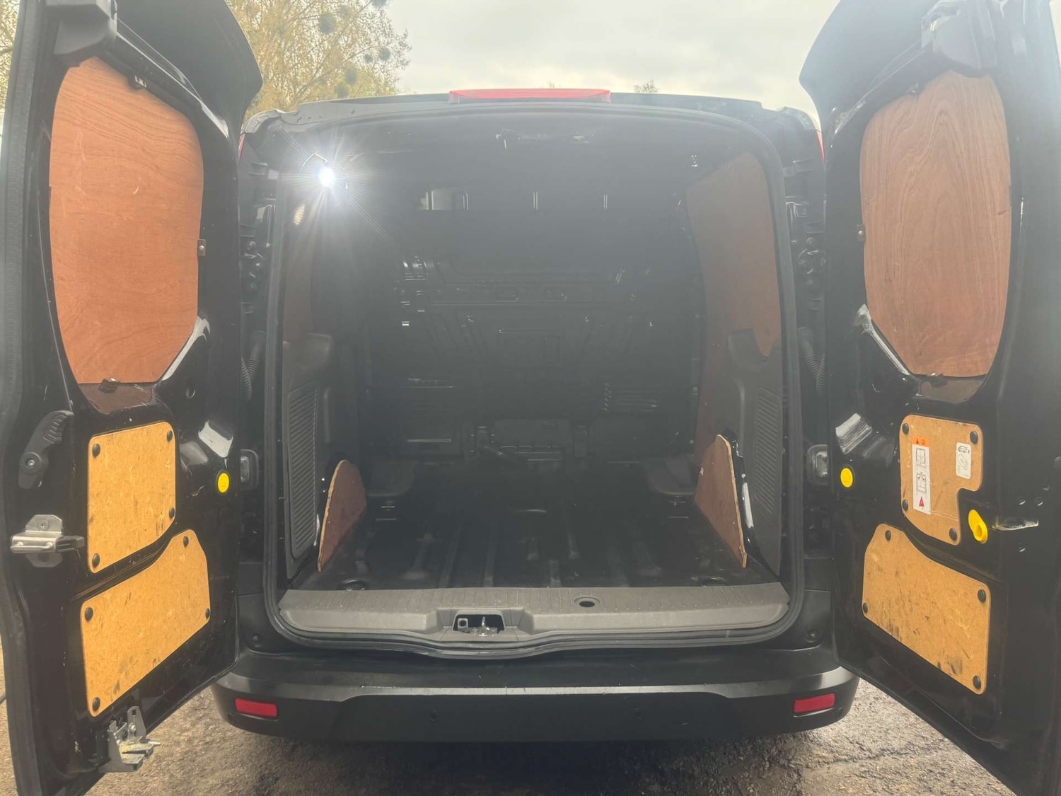 Used Ford Transit Connect 2021 for sale - 76601074: Photo 9