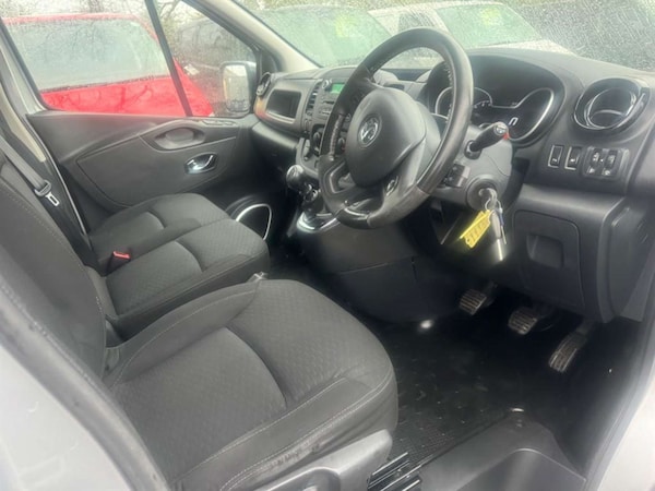 Used Vauxhall Vivaro 2015 for sale - 73757068: Photo 9