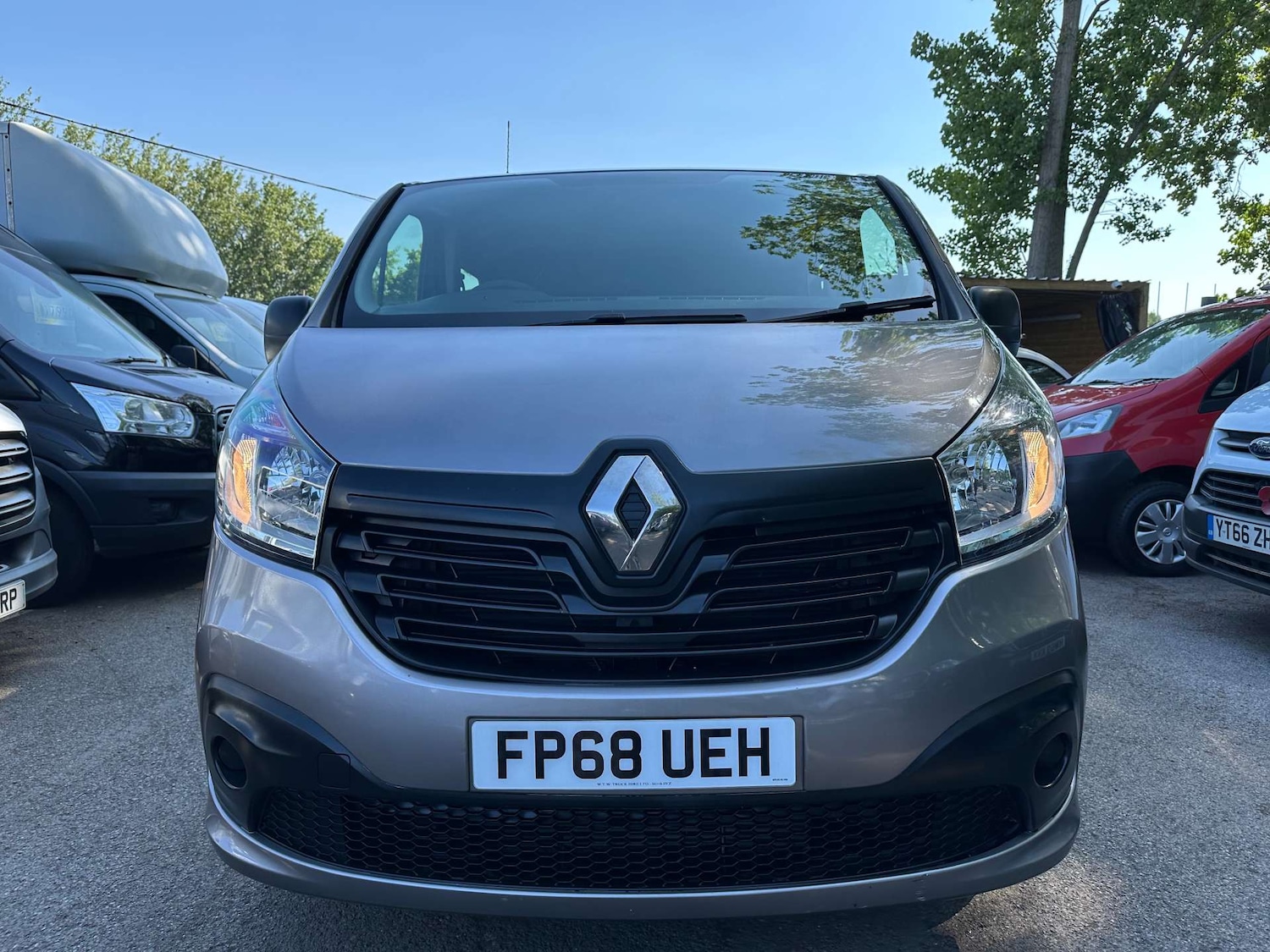 Used Renault Trafic 2018 for sale - 76651334: Photo 2
