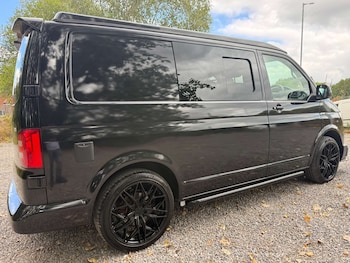 Used Volkswagen Transporter 2018 for sale - 79445452: Photo