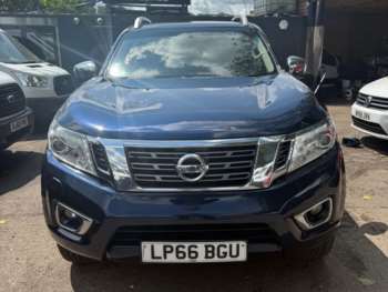Used Nissan Navara 2017 for sale - 74895729: Photo
