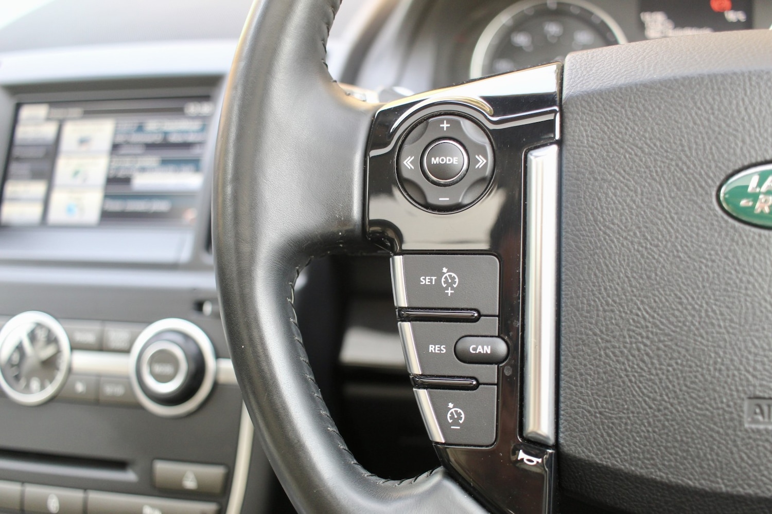 Used Land Rover Freelander 2 2014 for sale - 76605642: Photo 24