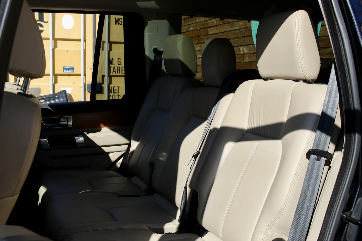 Used Land Rover Discovery 2014 for sale - 77735798: Photo 16