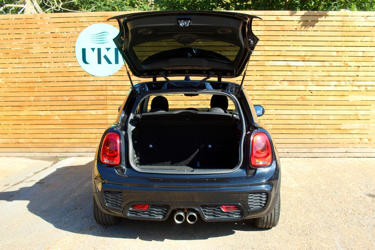 Used MINI Hatch 2017 for sale - 76605624: Photo 23