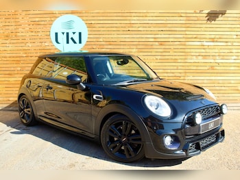 Used MINI Hatch 2017 for sale - 76605624: Photo