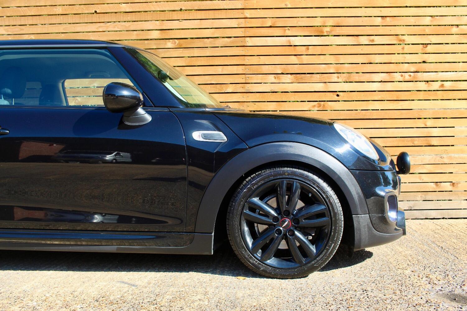 Used MINI Hatch 2017 for sale - 76605624: Photo 30