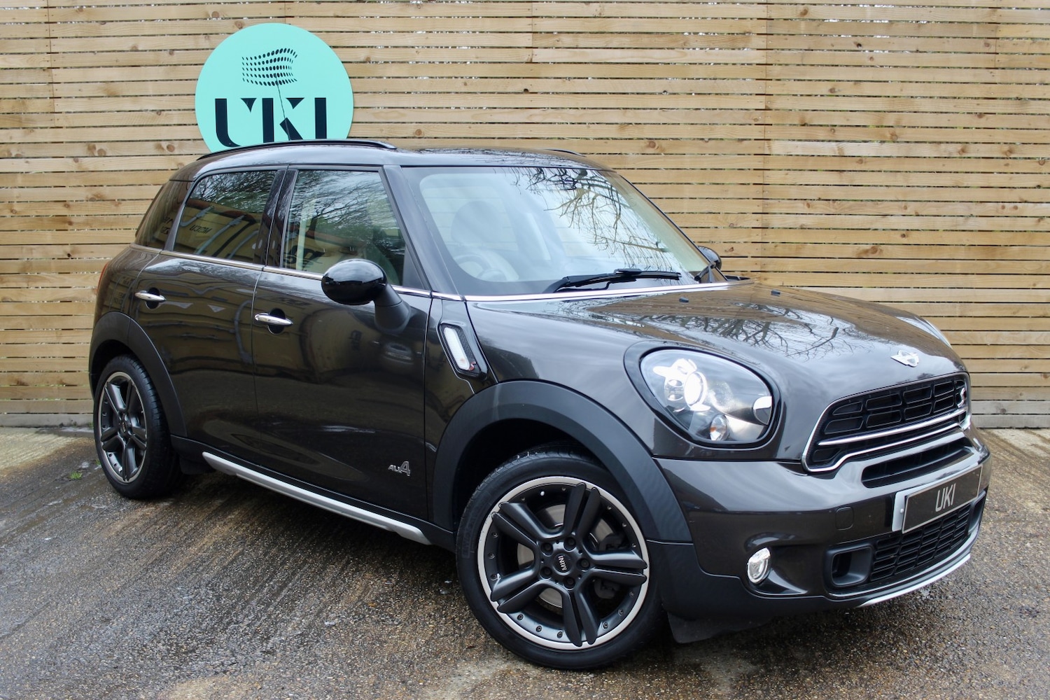Used MINI Countryman 2016 for sale - 76974388: Photo 2