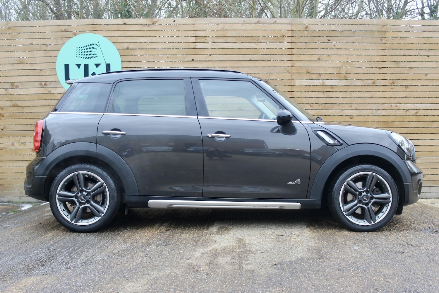 Used MINI Countryman 2016 for sale - 76974388: Photo 3
