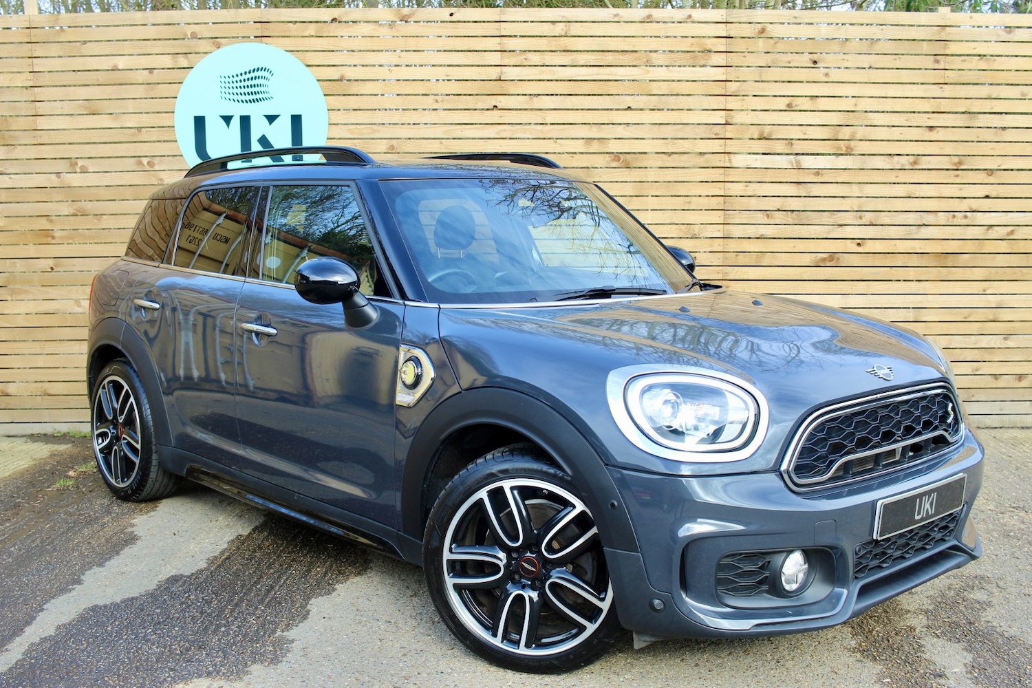 Used MINI Countryman 2019 for sale - 77643831: Photo 2