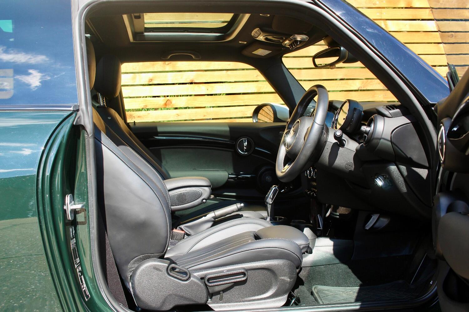 Used MINI Hatch 2022 for sale - 76605874: Photo 6