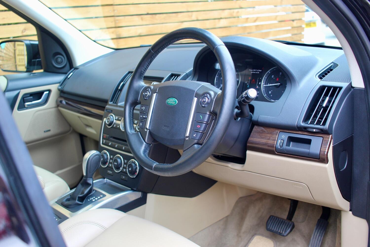 Used Land Rover Freelander 2014 for sale - 77357251: Photo 6