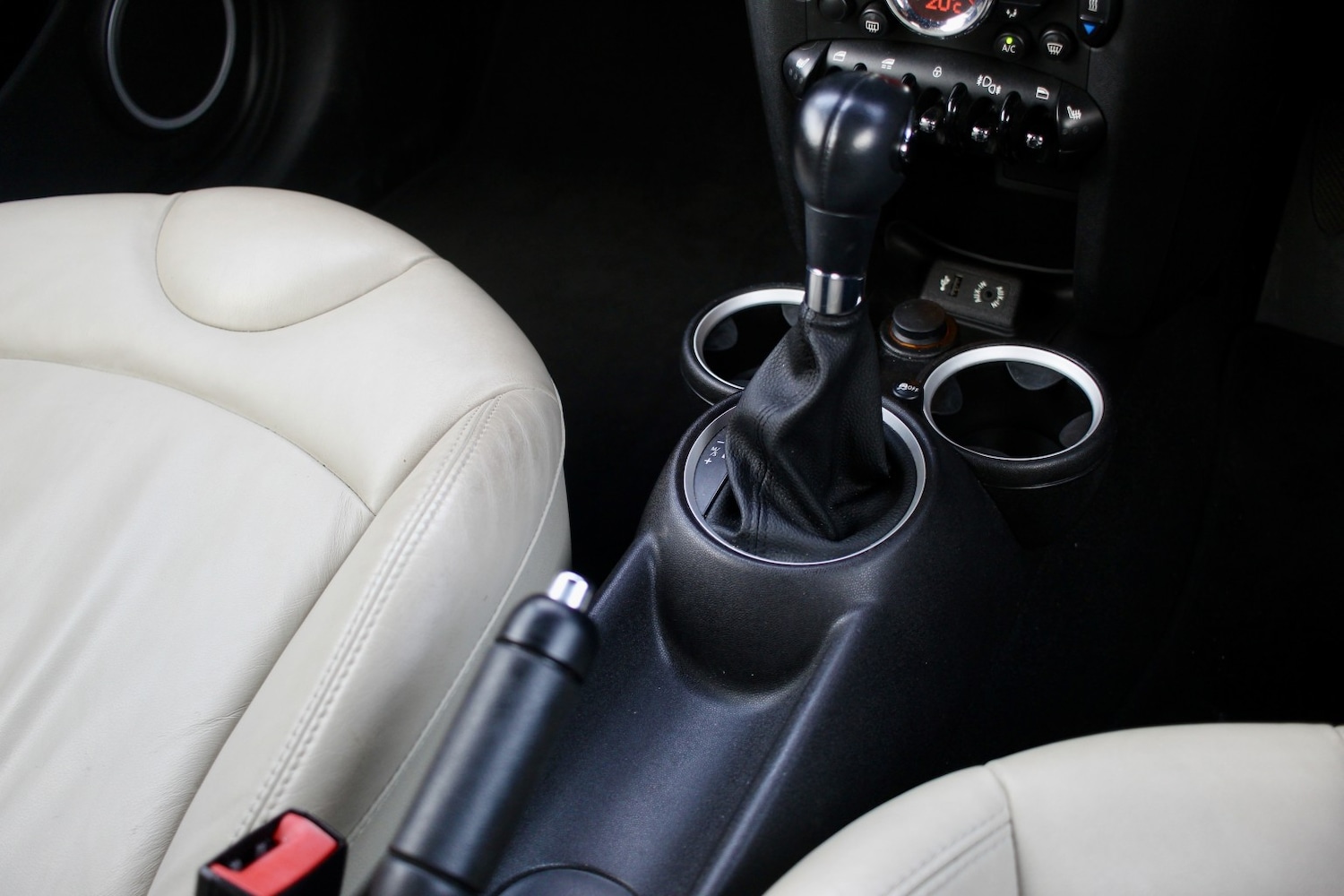 Used MINI Convertible 2014 for sale - 77264447: Photo 13