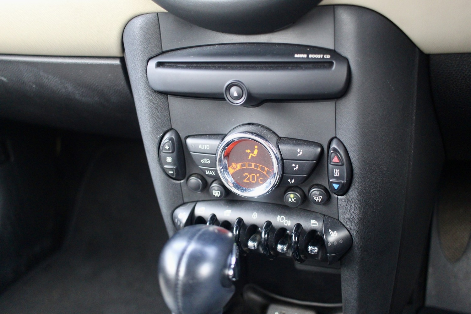 Used MINI Convertible 2014 for sale - 77264447: Photo 14