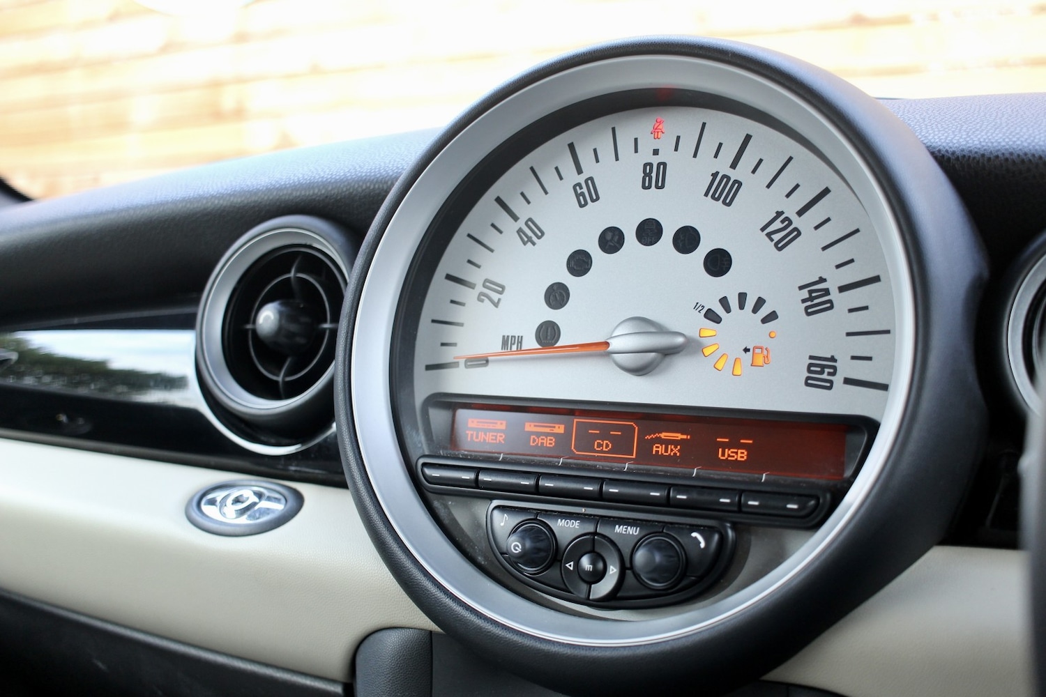 Used MINI Convertible 2014 for sale - 77264447: Photo 15