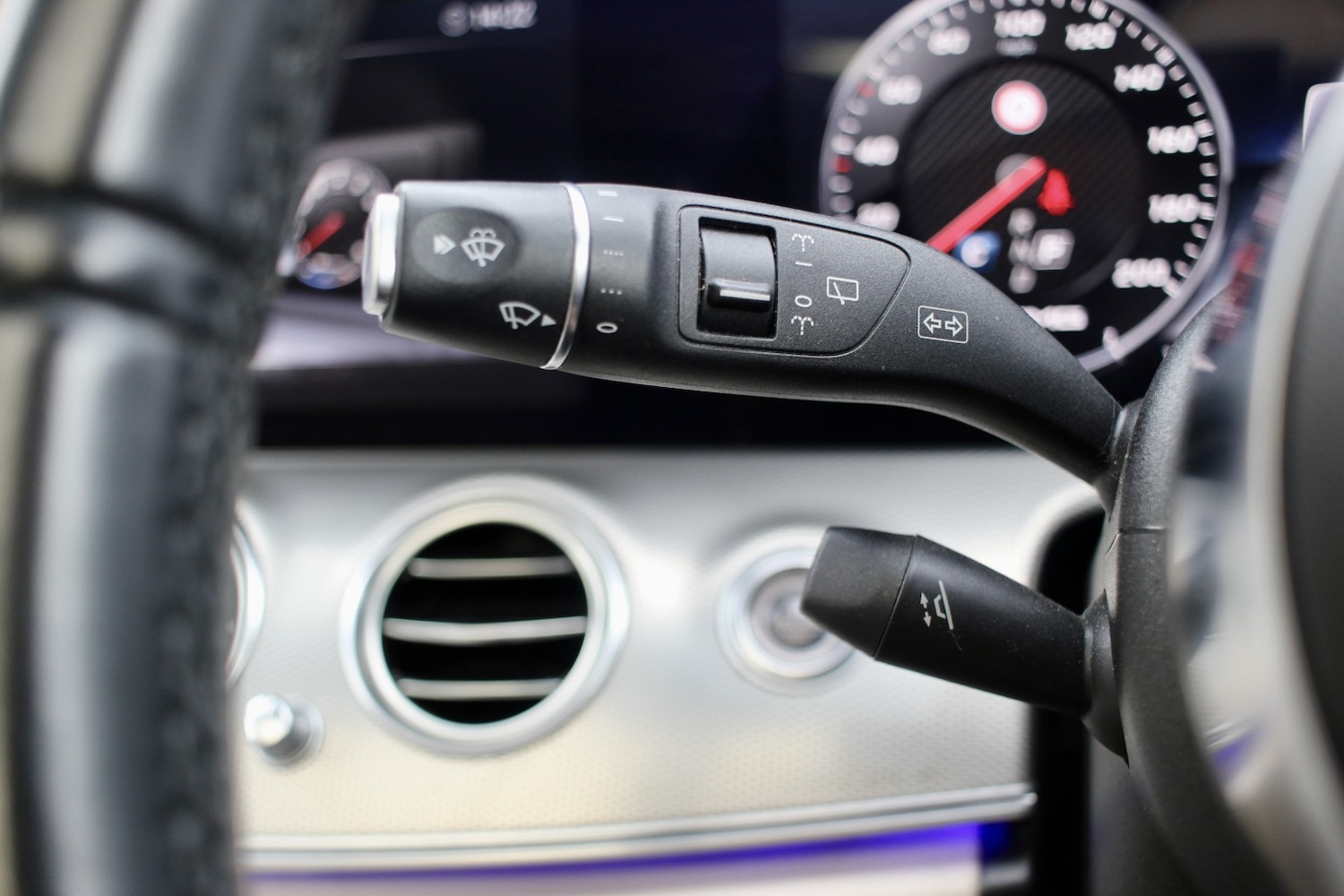 Used Mercedes-Benz E Class 2018 for sale - 77584440: Photo 30