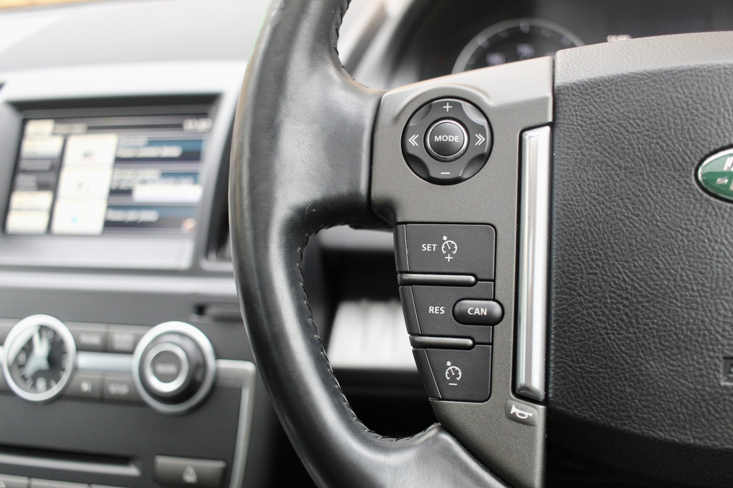 Used Land Rover Freelander 2 2014 for sale - 76605738: Photo 25