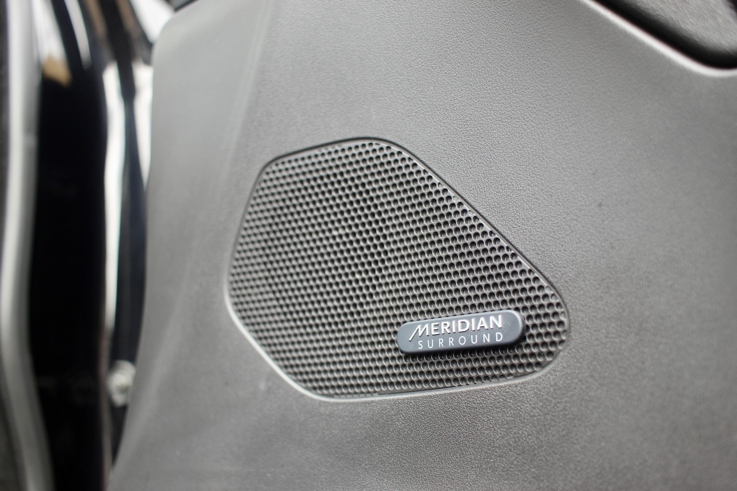 Used Jaguar F-Pace 2016 for sale - 78098258: Photo 42