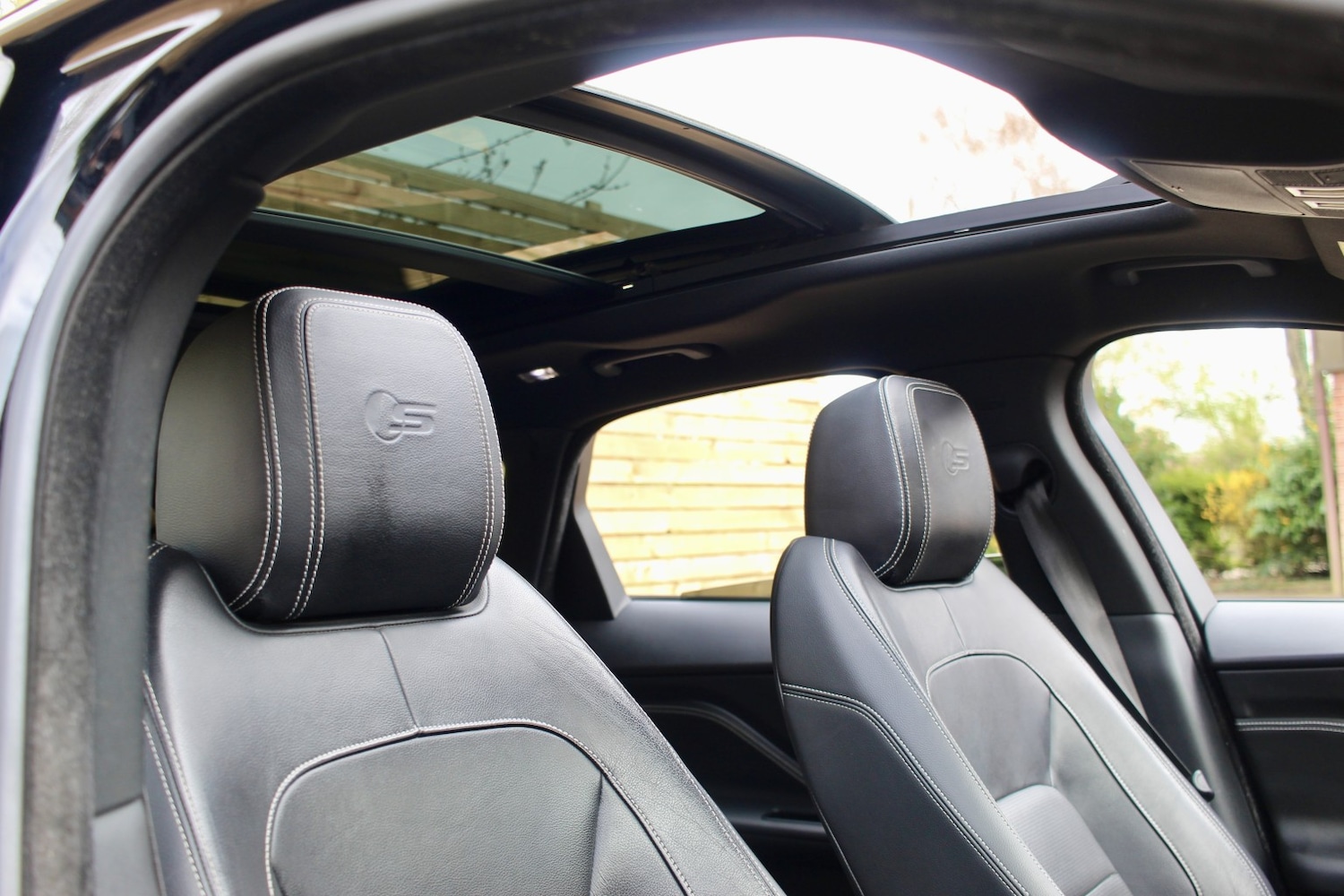 Used Jaguar F-Pace 2016 for sale - 78098258: Photo 8