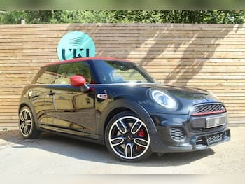 Used MINI Hatch 2019 for sale - 79697073: Photo