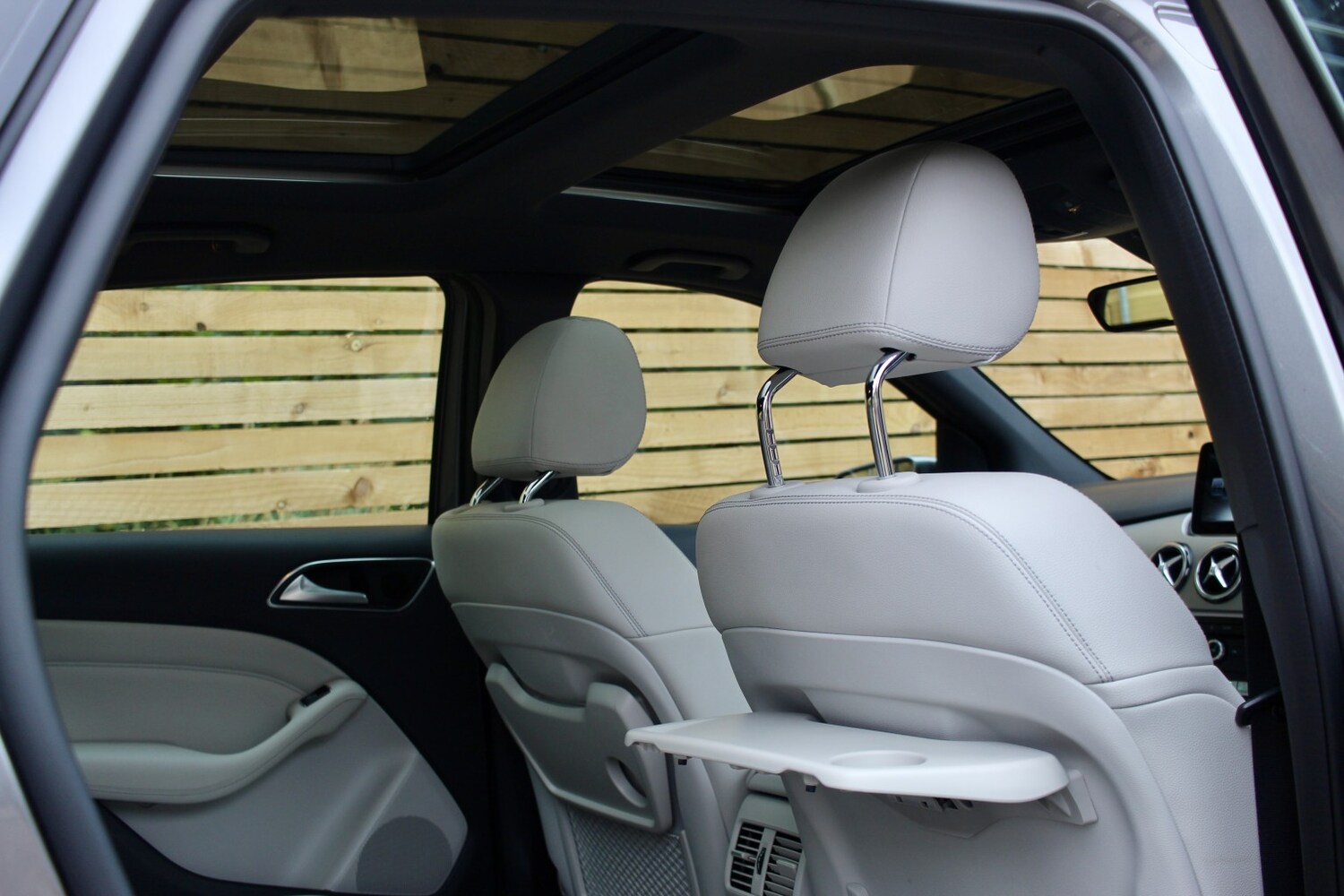 Used Mercedes-Benz B Class 2016 for sale - 76605851: Photo 10