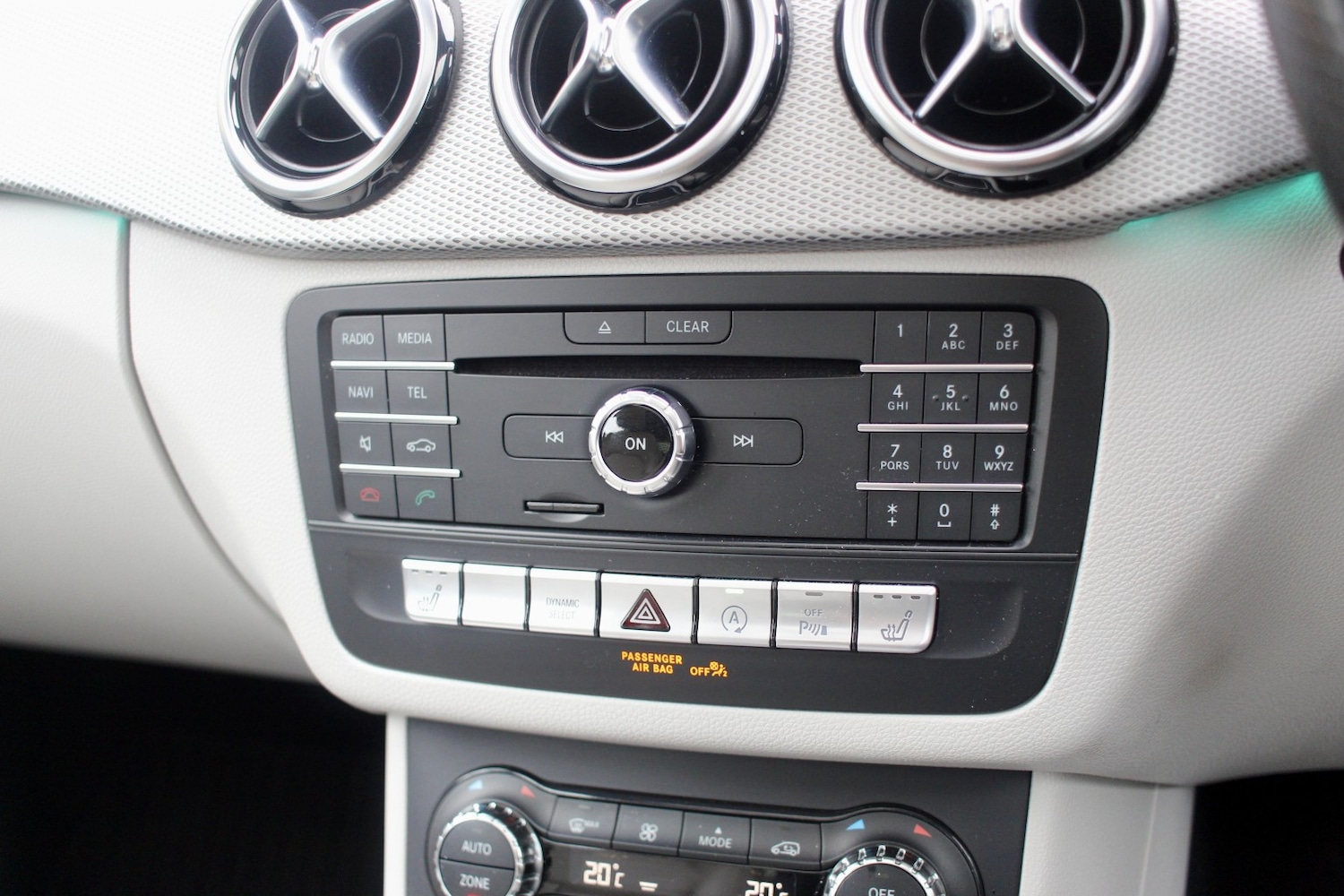 Used Mercedes-Benz B Class 2016 for sale - 76605851: Photo 17