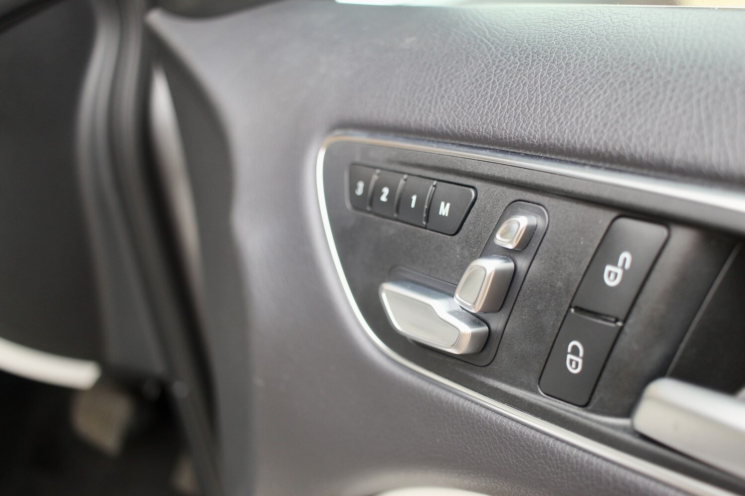 Used Mercedes-Benz B Class 2016 for sale - 76605851: Photo 26