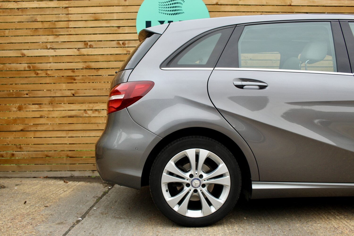 Used Mercedes-Benz B Class 2016 for sale - 76605851: Photo 35