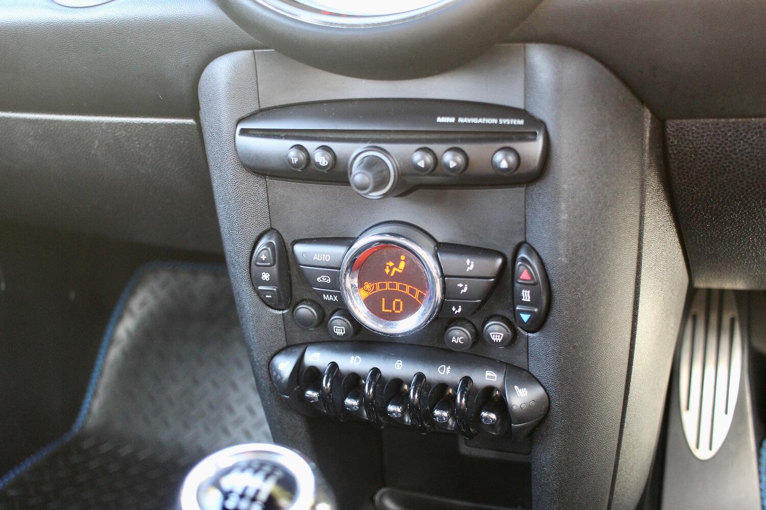 Used MINI Hatch 2013 for sale - 76605899: Photo 14