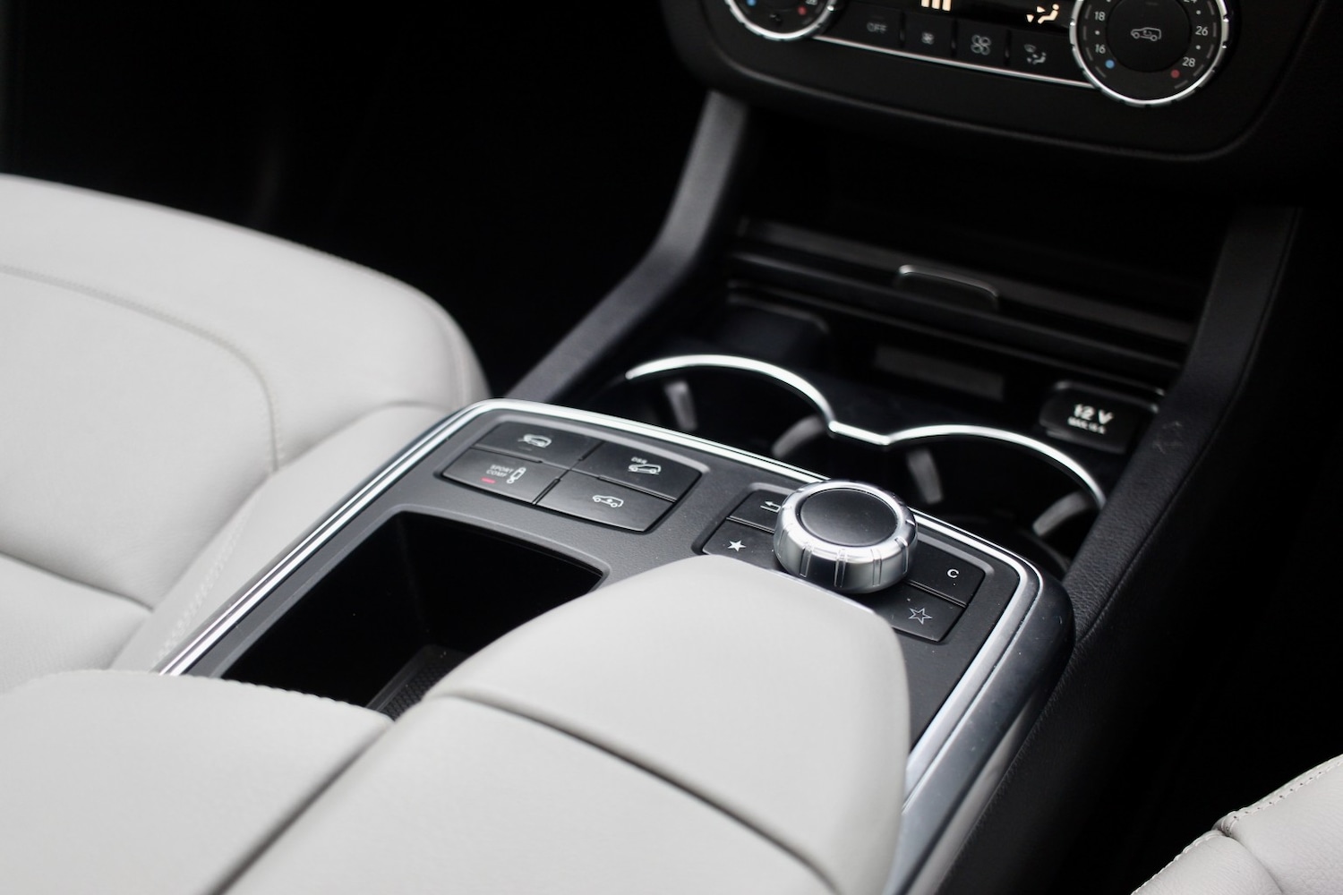 Used Mercedes-Benz GL Class 2015 for sale - 76986829: Photo 18