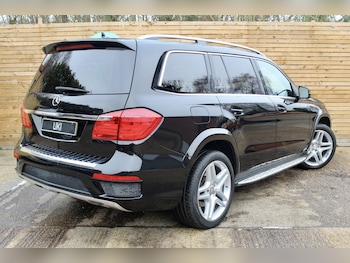 Used Mercedes-Benz GL Class 2015 for sale - 76986829: Photo