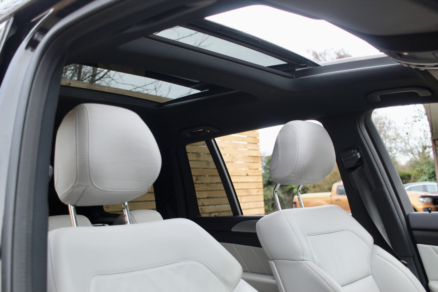 Used Mercedes-Benz GL Class 2015 for sale - 76986829: Photo 8