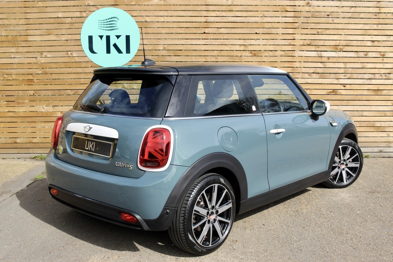 Used MINI Hatch 2022 for sale - 78084461: Photo 2