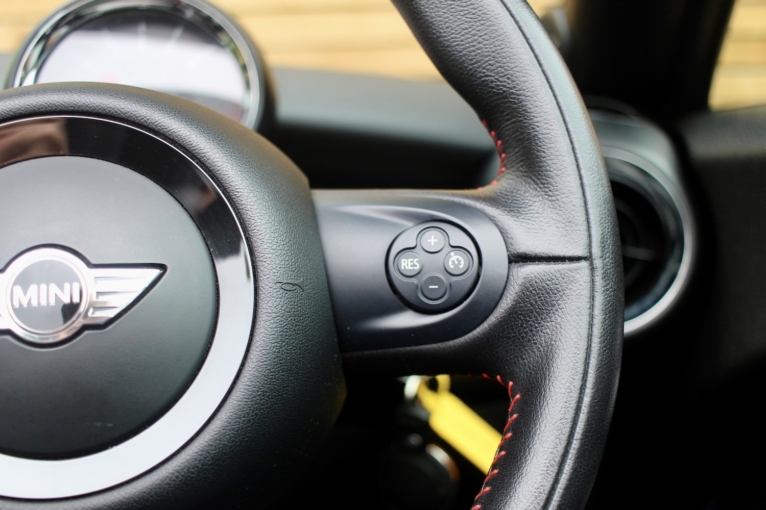 Used MINI Roadster 2014 for sale - 76643440: Photo 18