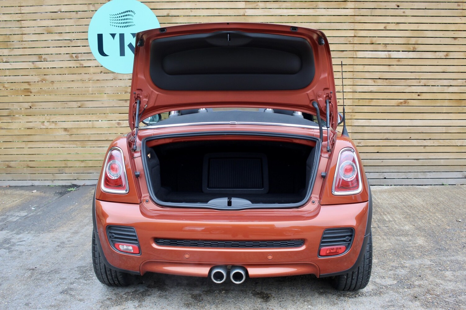 Used MINI Roadster 2014 for sale - 76643440: Photo 23