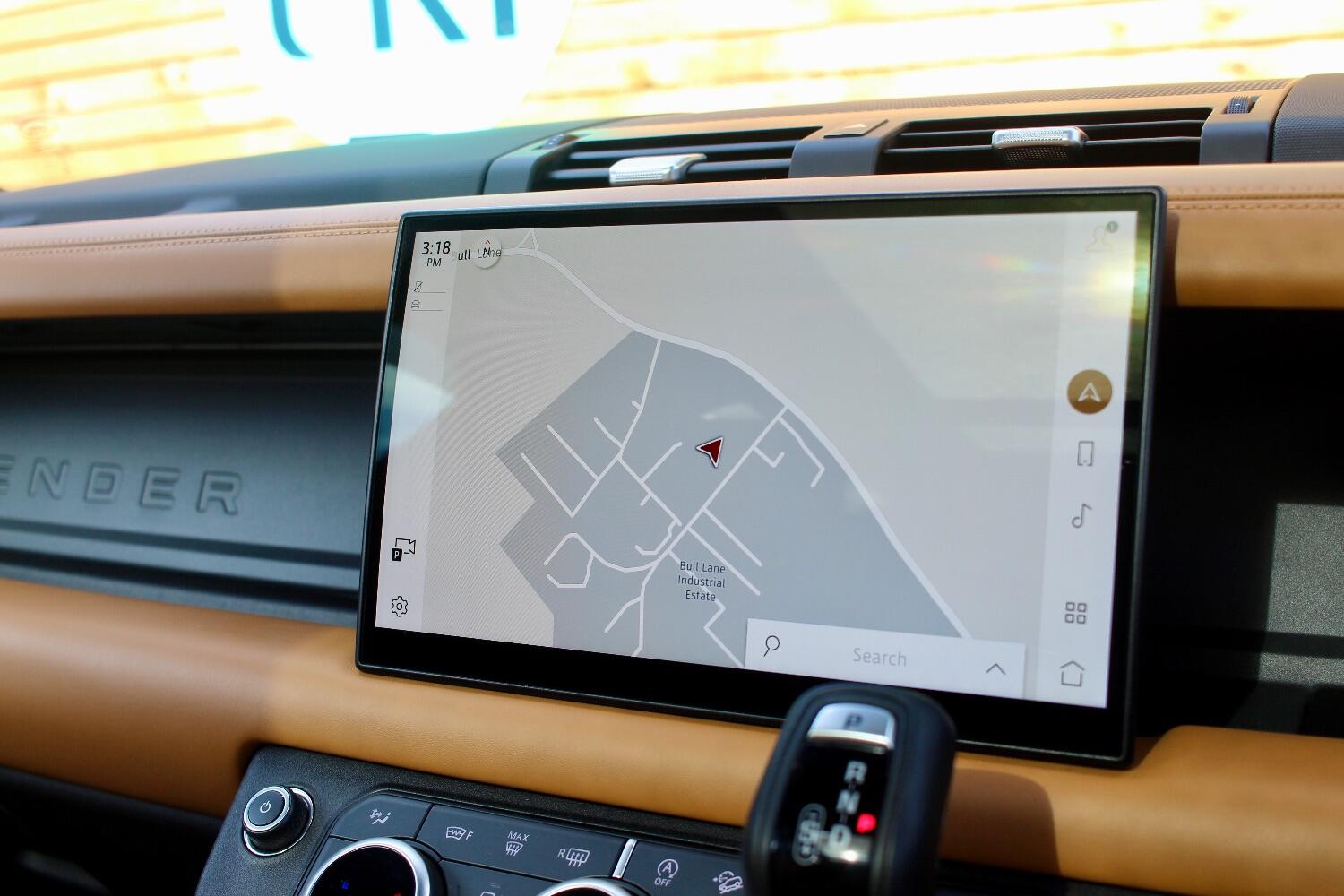 Used Land Rover Defender 90 2023 for sale - 76605696: Photo 18