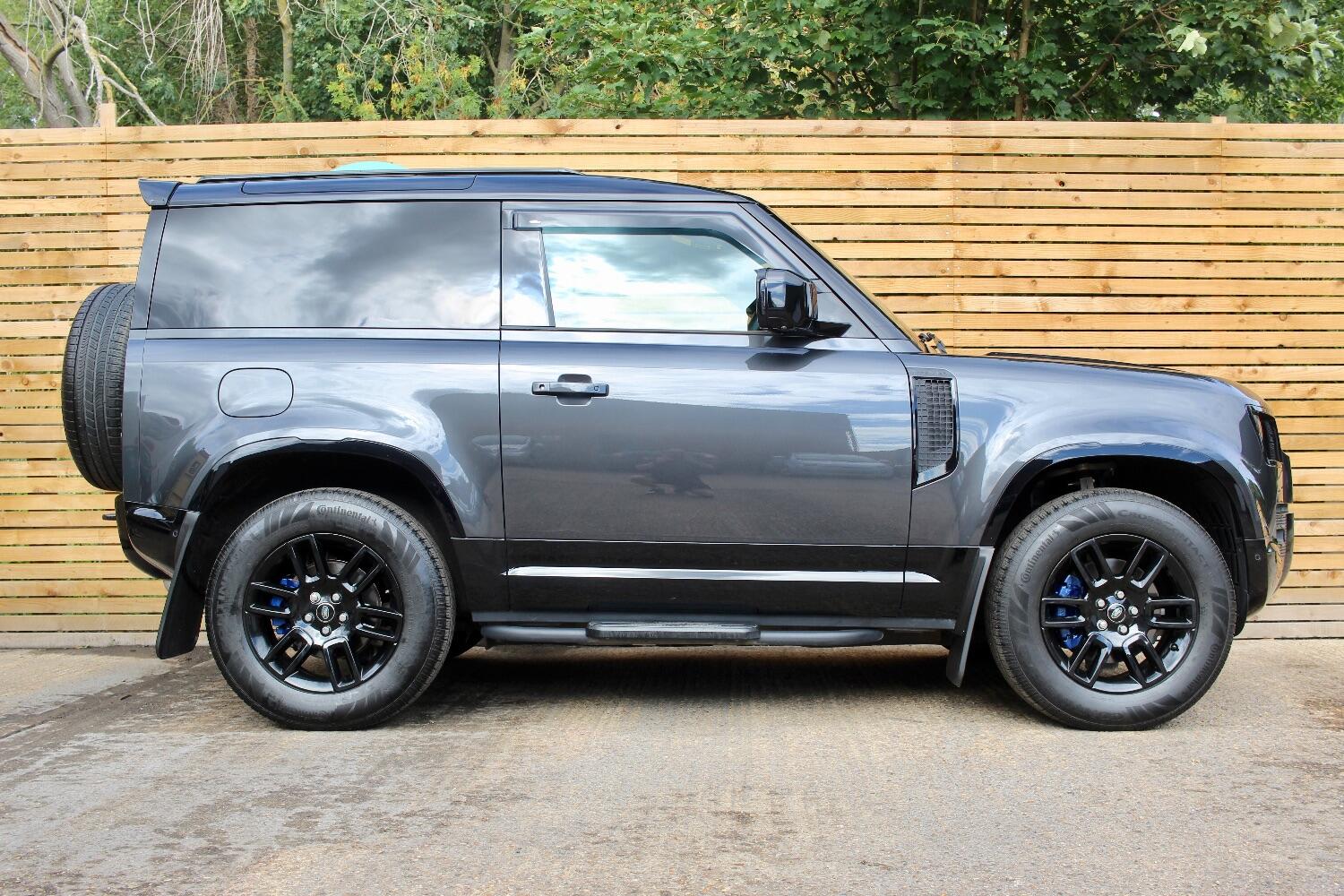 Used Land Rover Defender 90 2023 for sale - 76605696: Photo 3