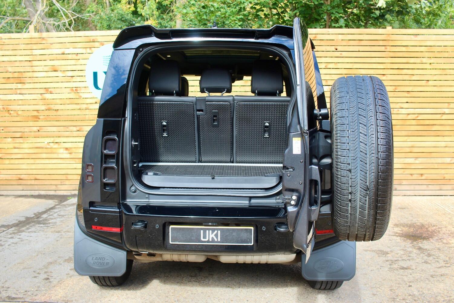 Used Land Rover Defender 90 2023 for sale - 76605696: Photo 36