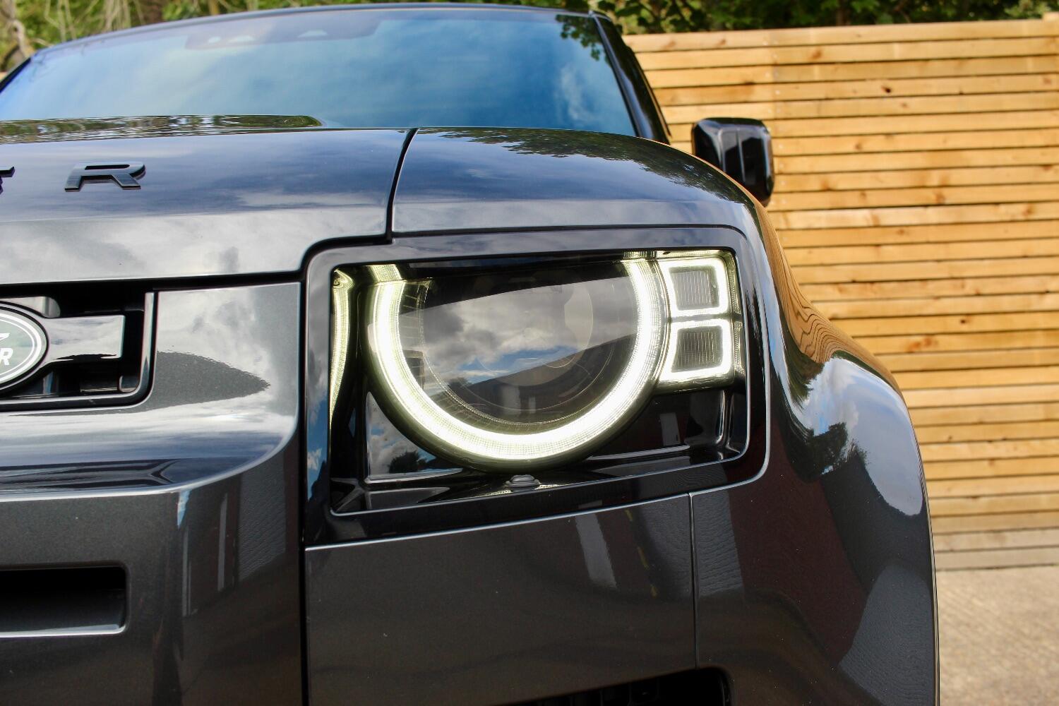 Used Land Rover Defender 90 2023 for sale - 76605696: Photo 39