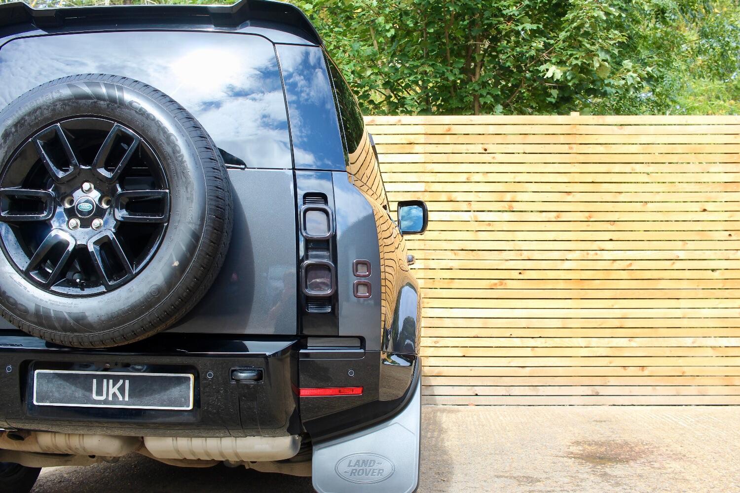 Used Land Rover Defender 90 2023 for sale - 76605696: Photo 41