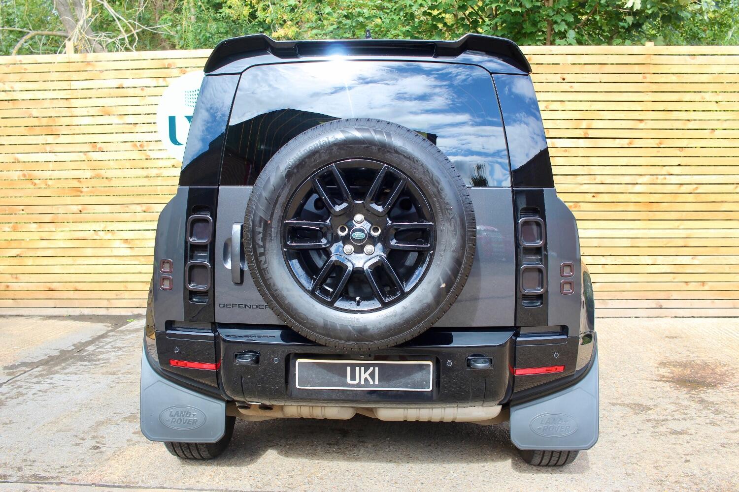 Used Land Rover Defender 90 2023 for sale - 76605696: Photo 5