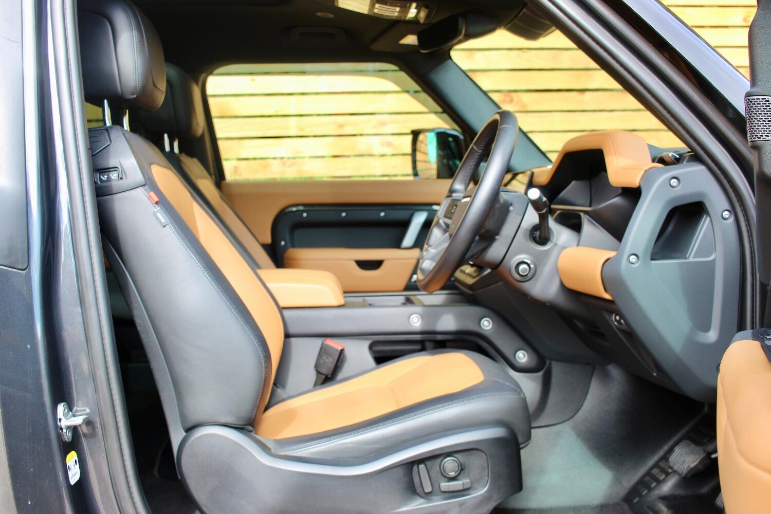 Used Land Rover Defender 90 2023 for sale - 76605696: Photo 7